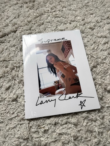 Supreme larry clark - supreme/larry,